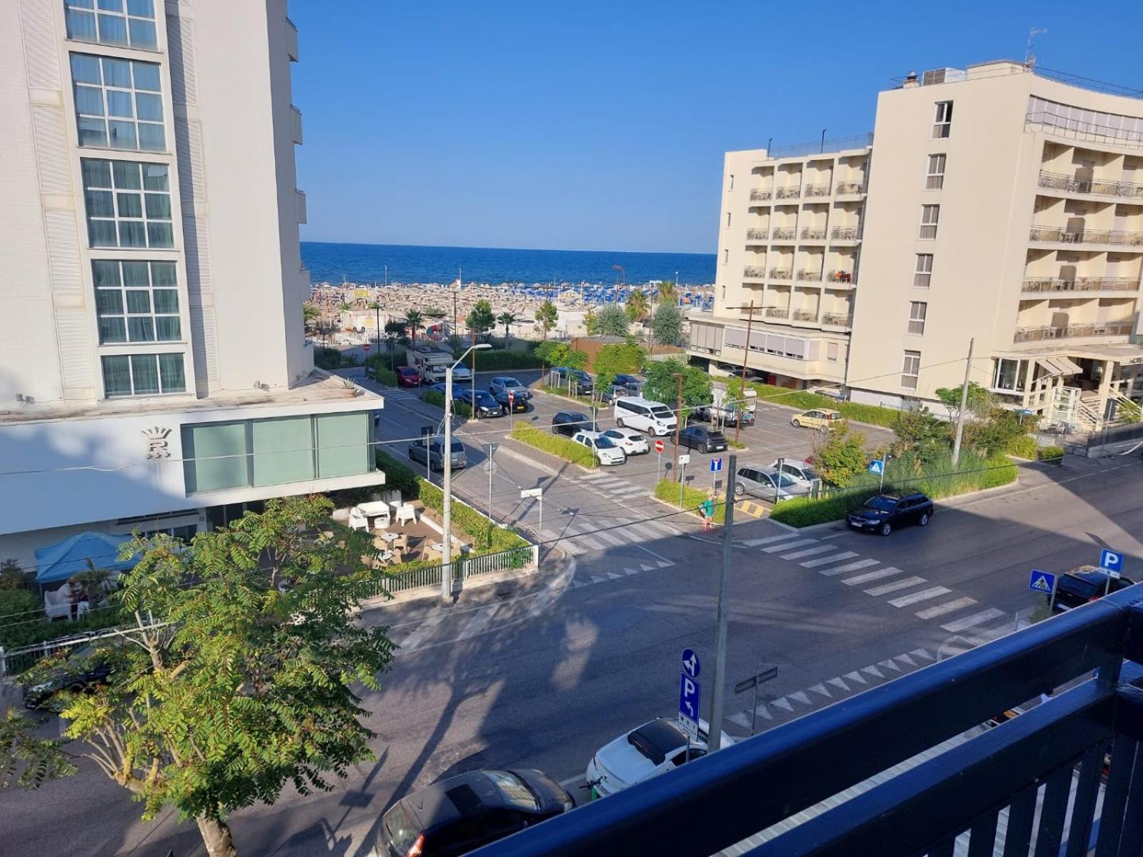 Global Hotel Rimini Exterior foto